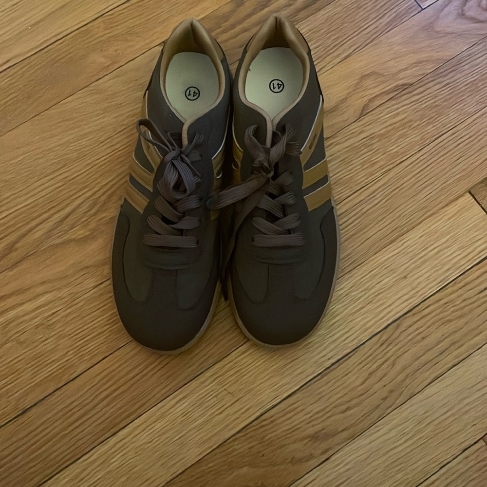 Brown and Tan Sneakers Size 41